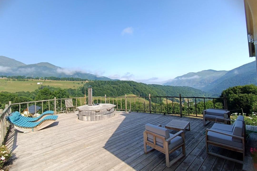 Photo of Patio Balcony in Campan