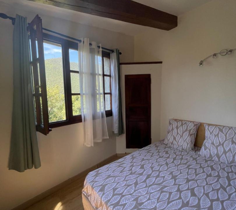 Photo of Bedroom in La Bollene-Vesubie