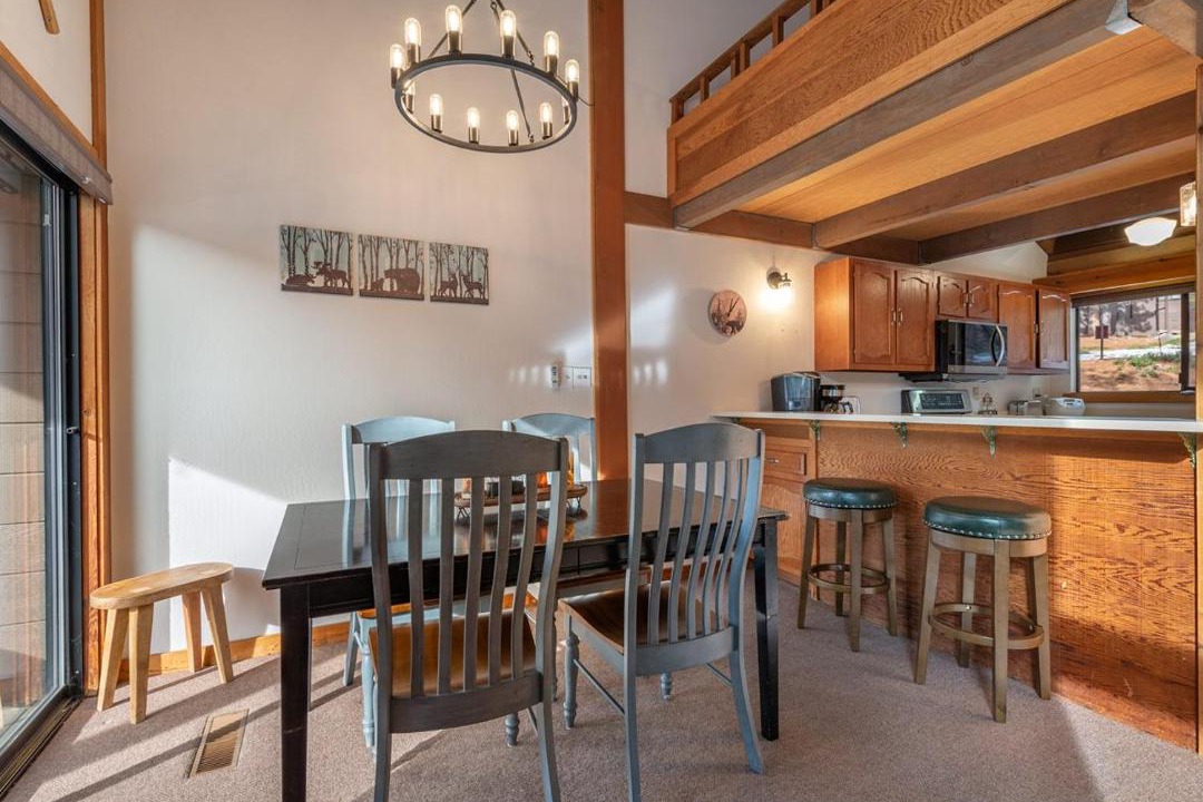 Photo of Livingroom in Truckee
