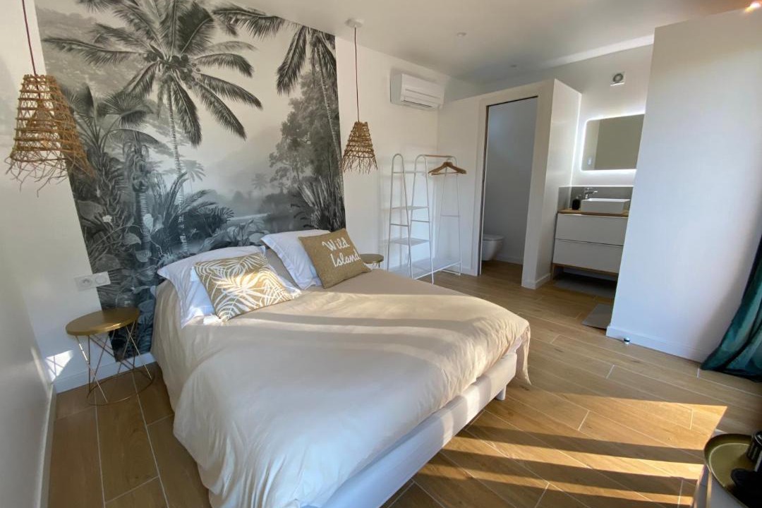 Photo of Bedroom in Cuers