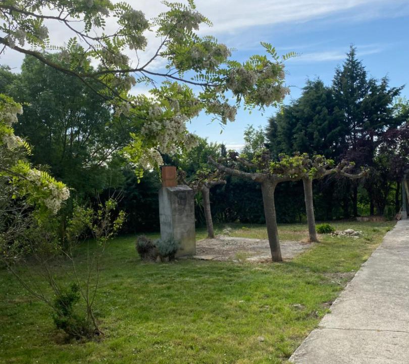 Photo of Others in Cailhavel