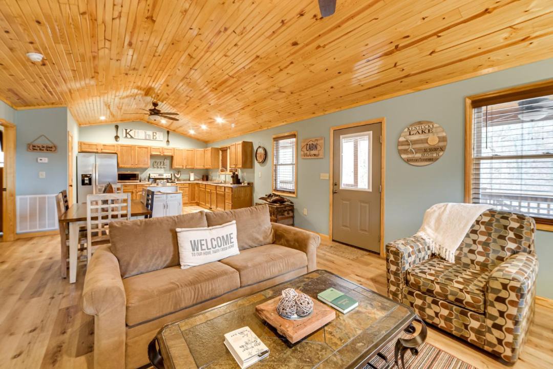 Photo of Livingroom in Waverly