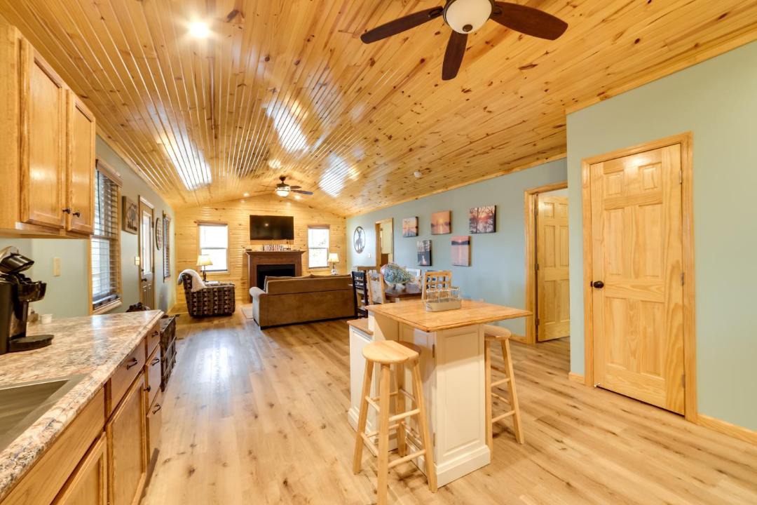 Photo of Livingroom in Waverly