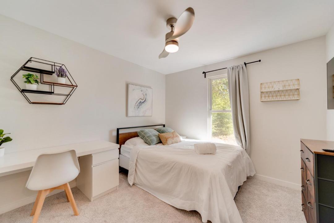 Photo of Bedroom in Park Central