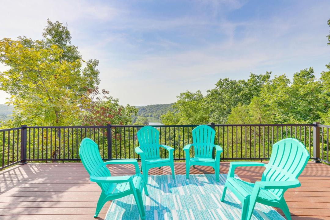 Photo of Others in Hardy