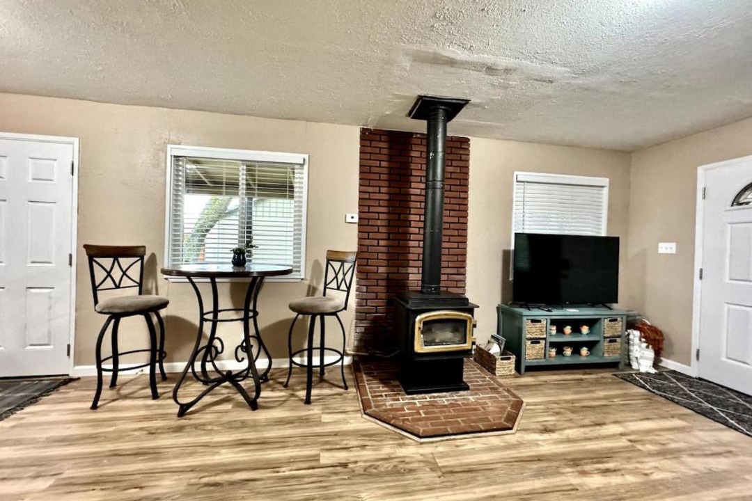 Photo of Livingroom in Fair Play