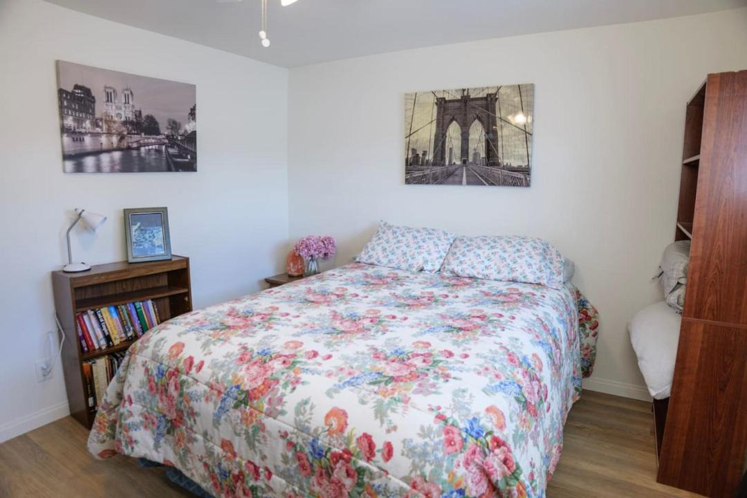 Photo of Bedroom in Sunrise Manor