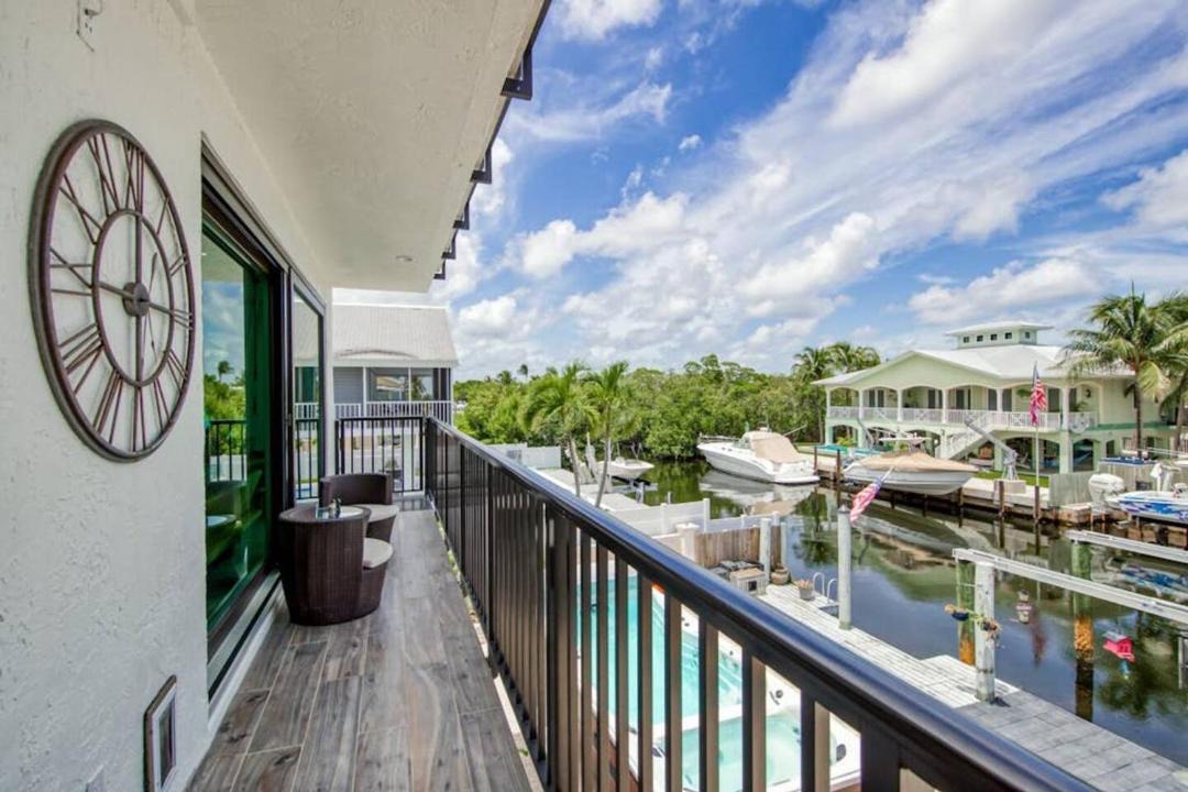 Photo of Patio Balcony in Twin Lakes