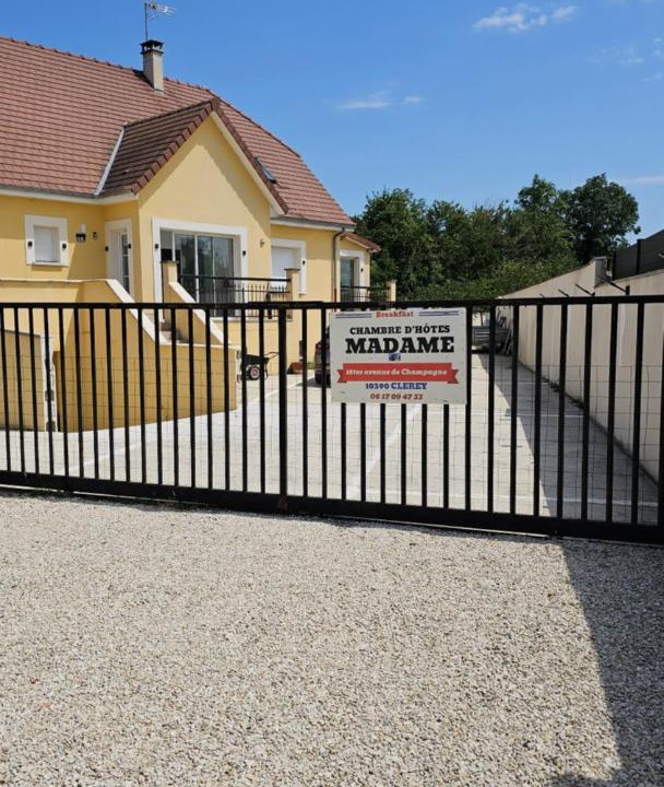 Photo of Buildings in Clerey