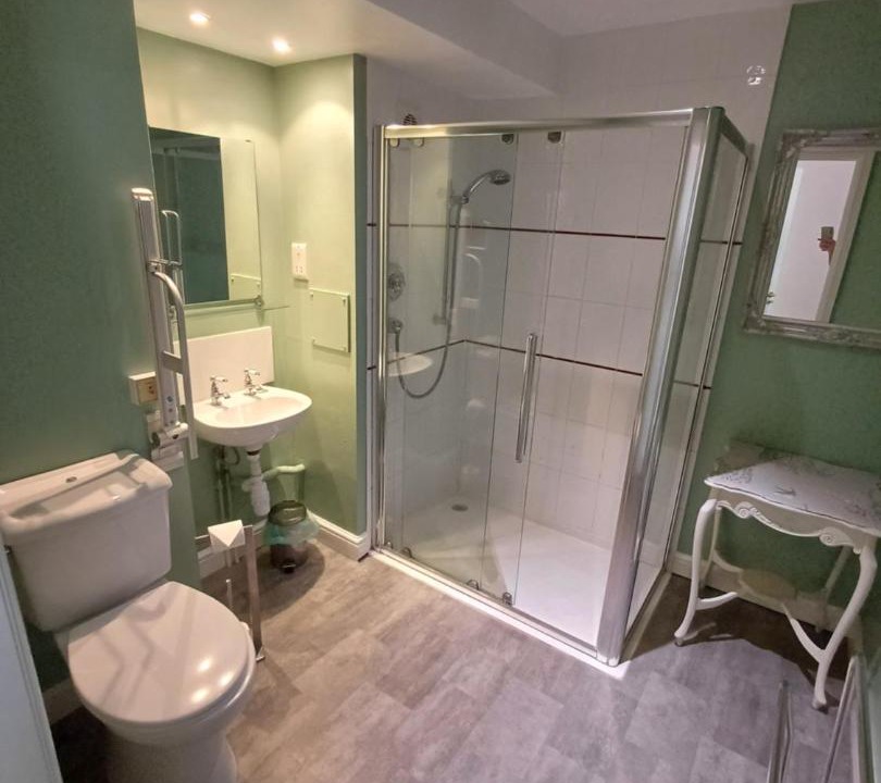 Photo of Bathroom in Ilchester