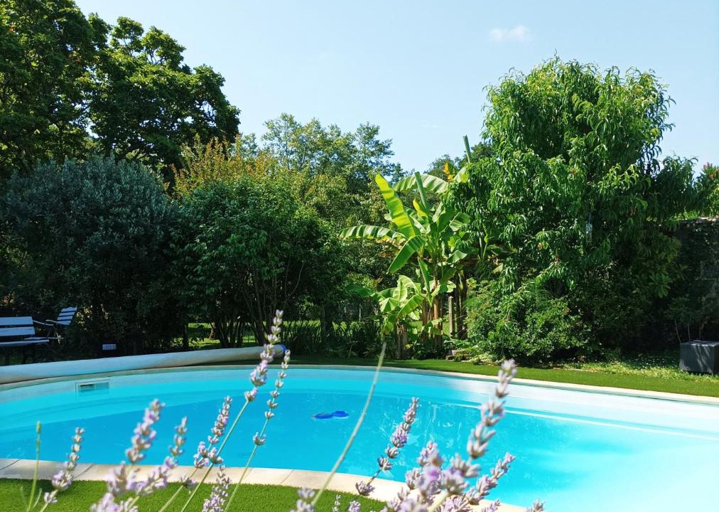 Photo of Others in Pouillon