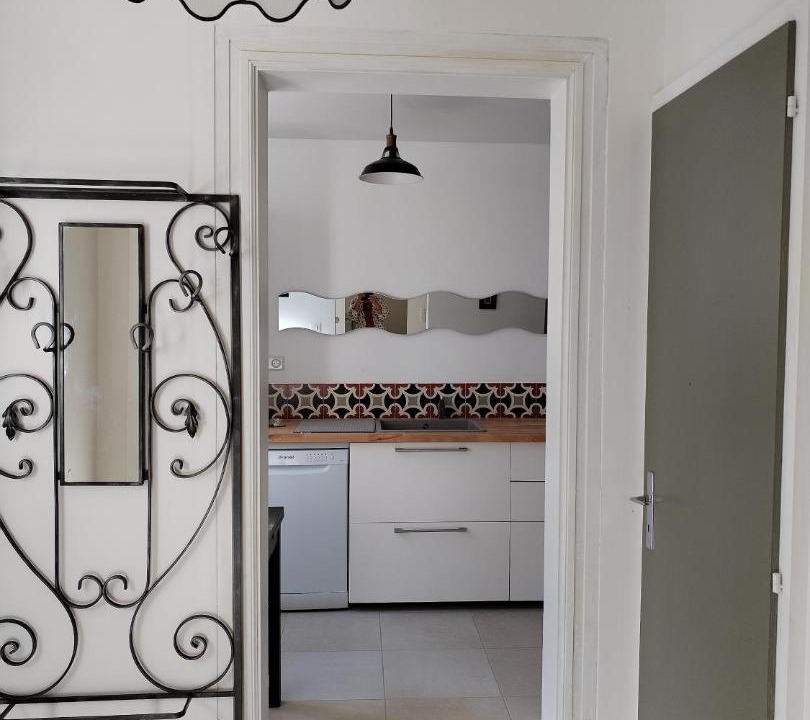 Photo of Others in Pouillon