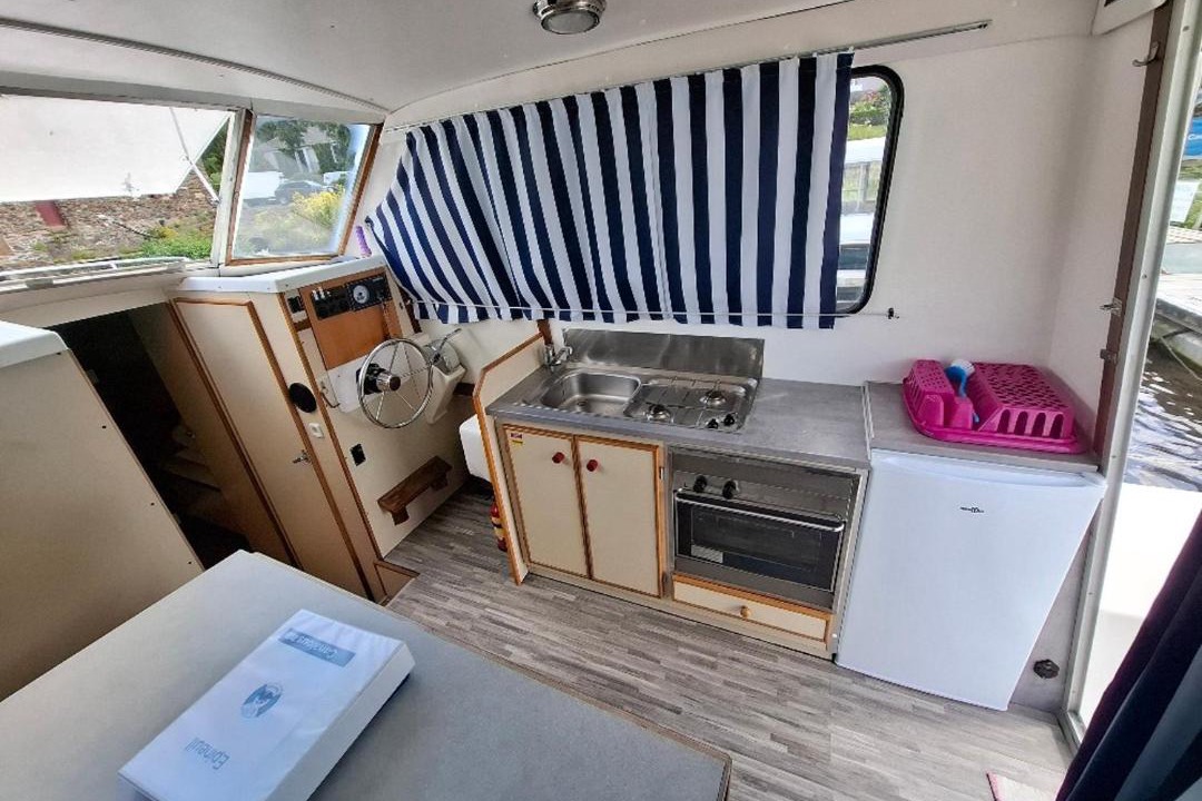 Photo of Others in Chenille-Change