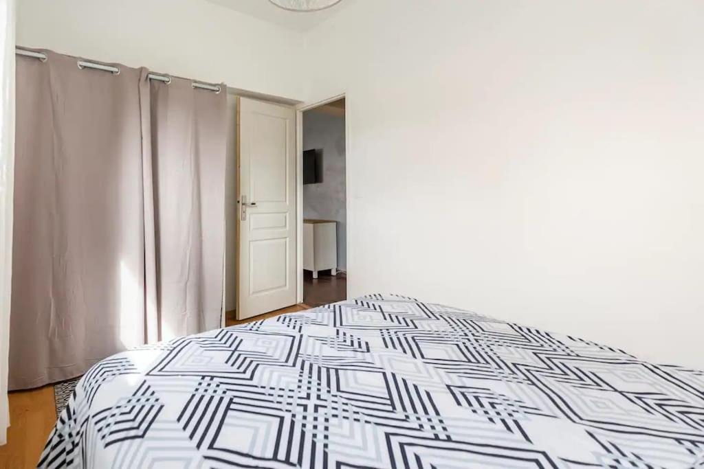 Photo of Bedroom in Villeparisis
