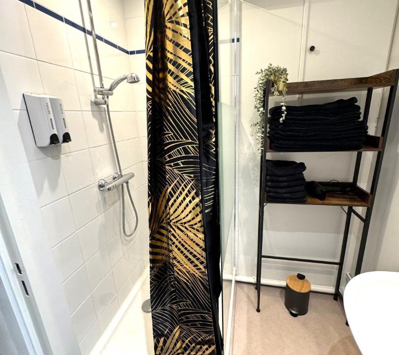 Photo of Bathroom in Quartier Le Blosne
