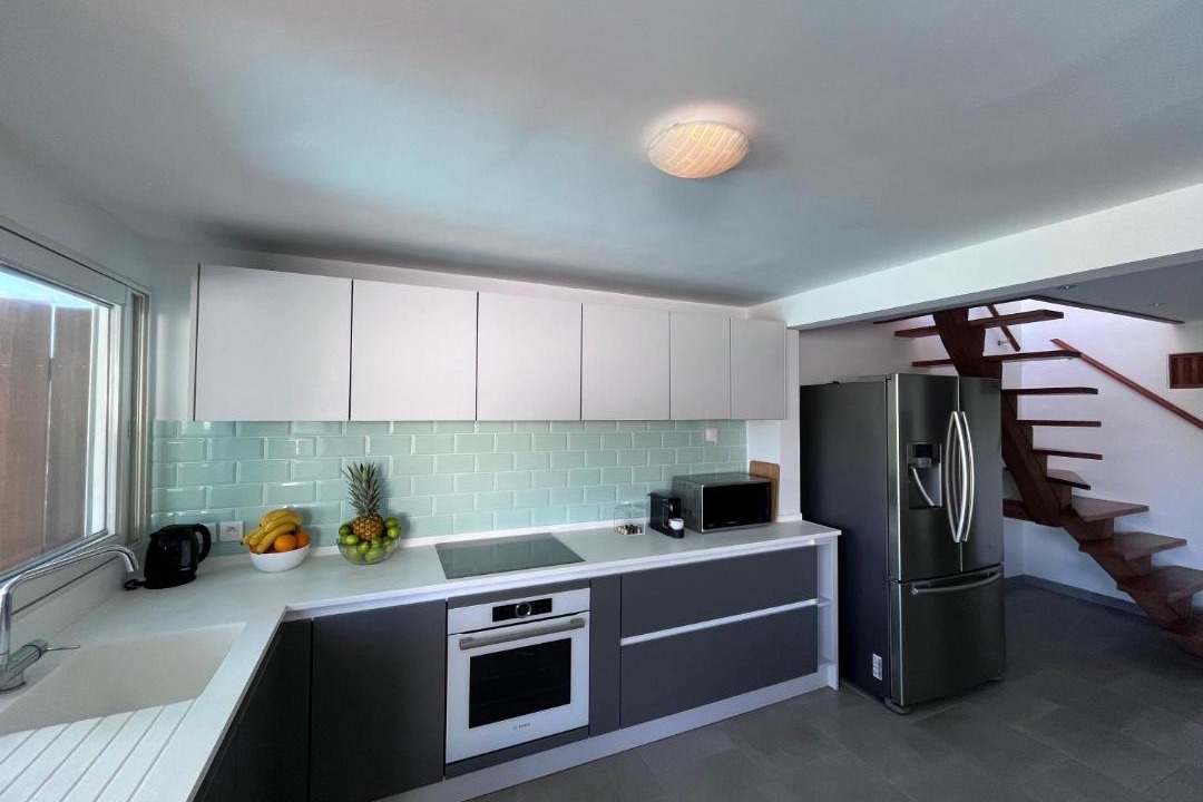 Photo of Others in Cul de Sac