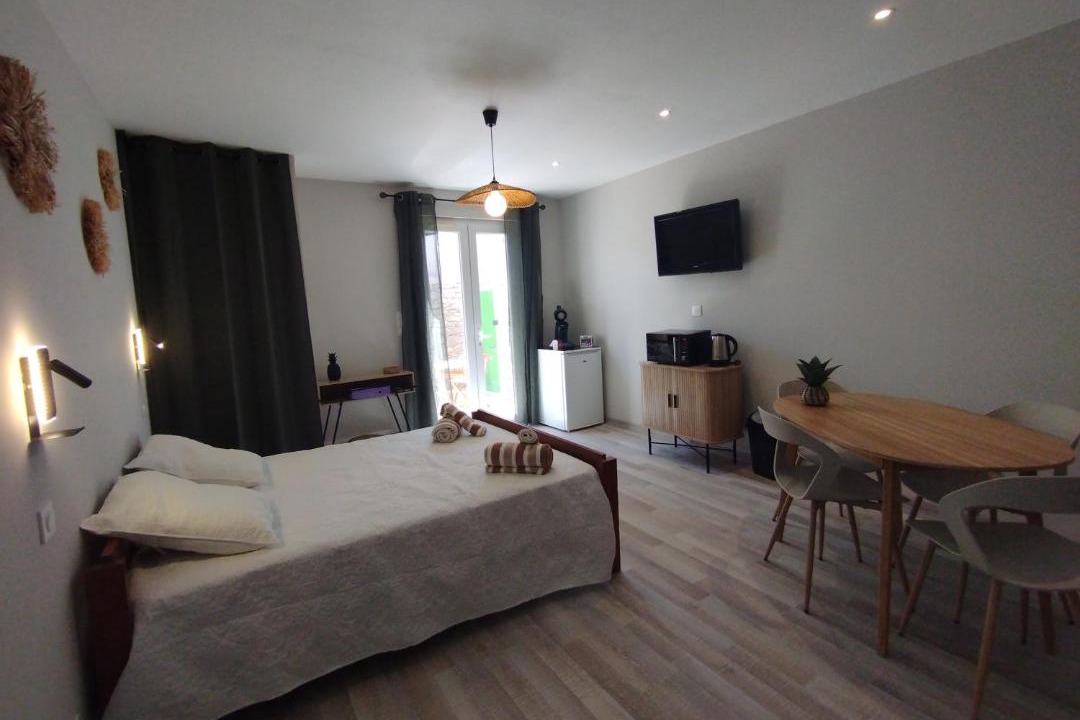 Photo of Others in Roubia