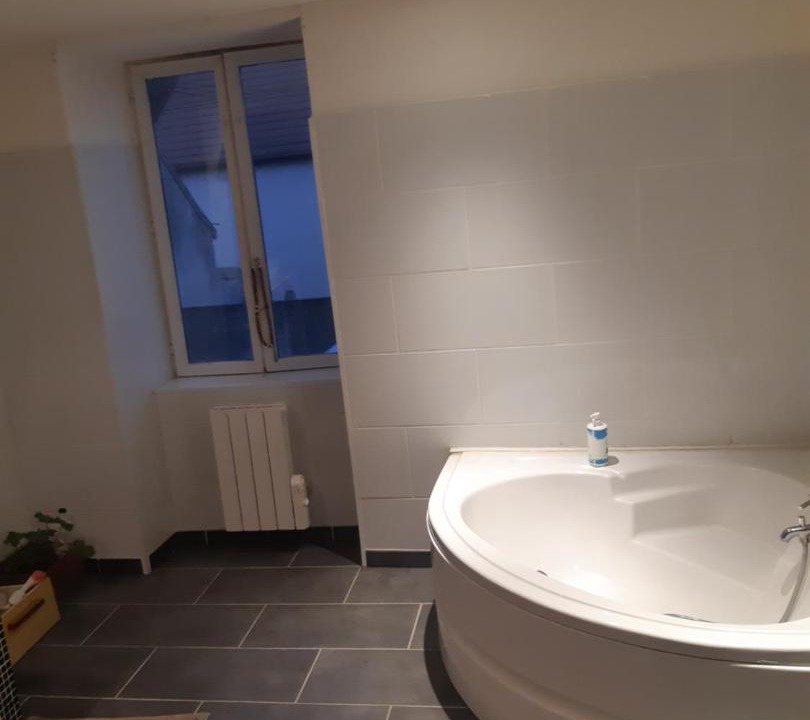 Photo of Bathroom in Montmarault