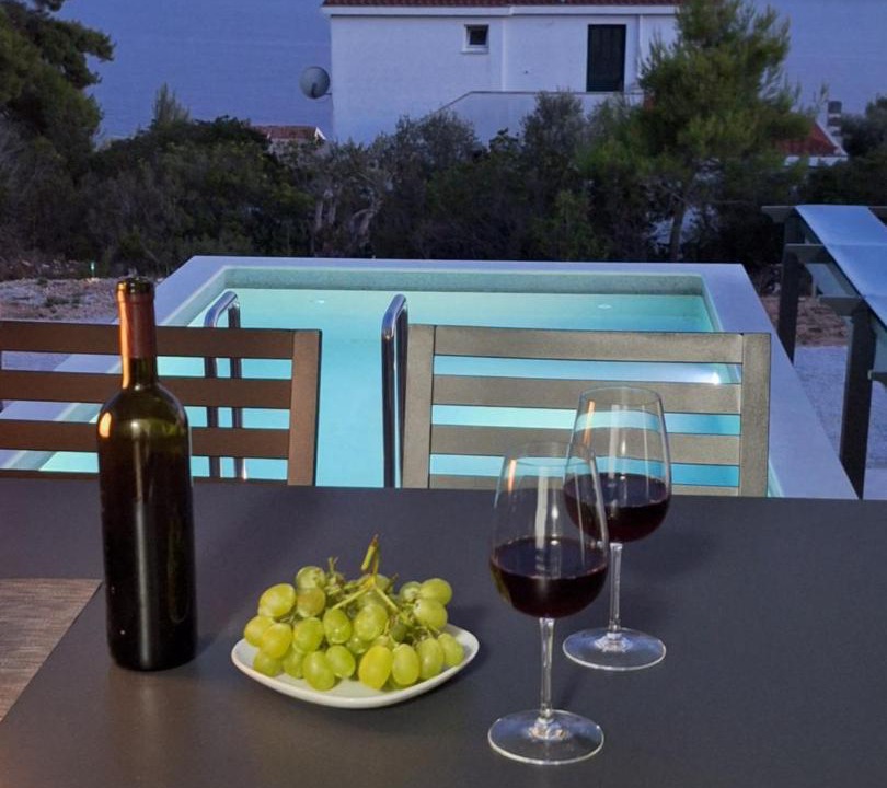 Photo of Patio Balcony in Potirna