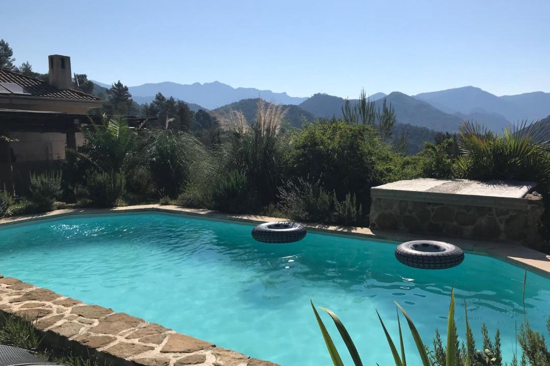 Photo of Others in Massoins