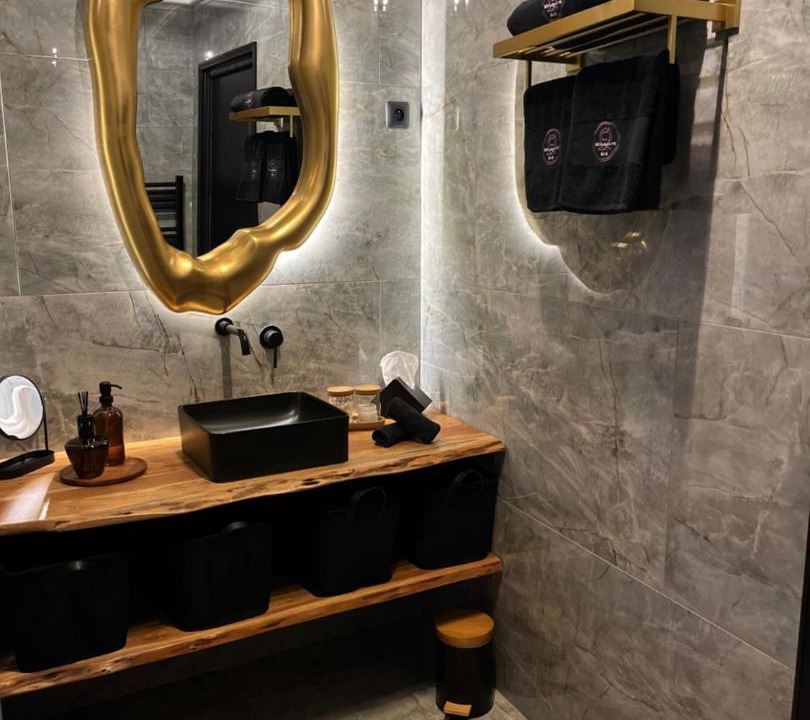 Photo of Bathroom in Fresnoy-le-Grand