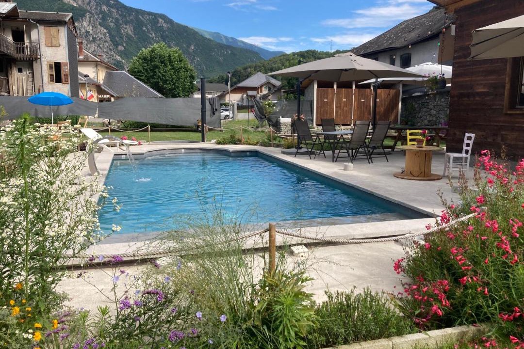 Photo of Others in Saint-Etienne-de-Cuines