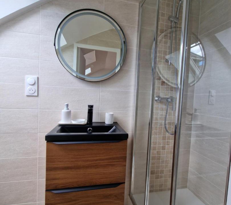 Photo of Bathroom in Etampes