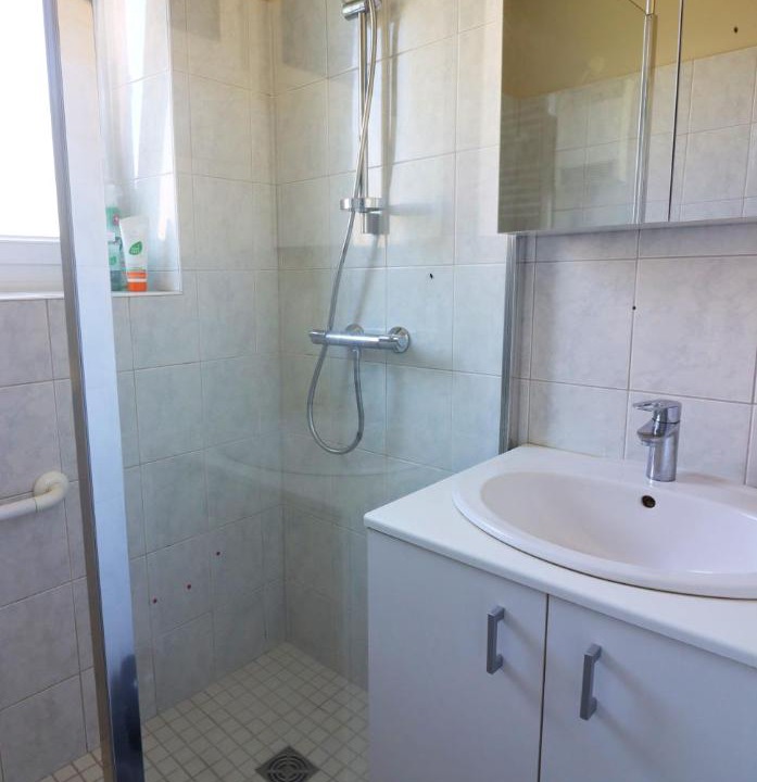 Photo of Bathroom in Treigny