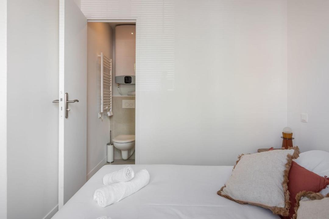 Photo of Others in Fontaine