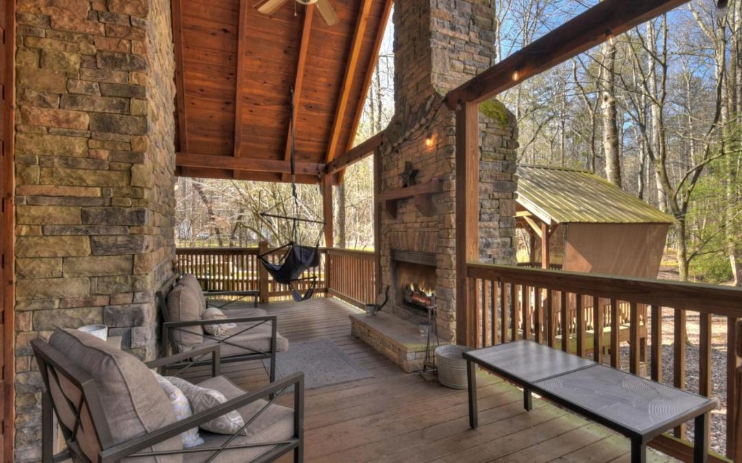 Photo of Patio Balcony in Ellijay
