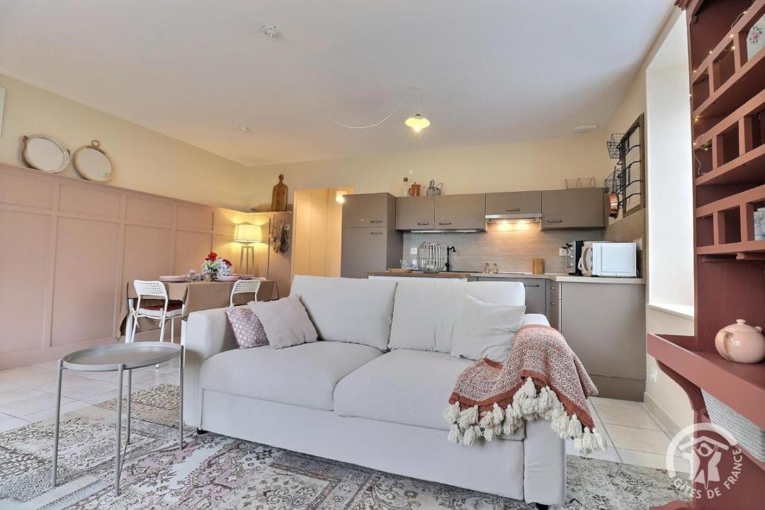 Photo of Others in Feins