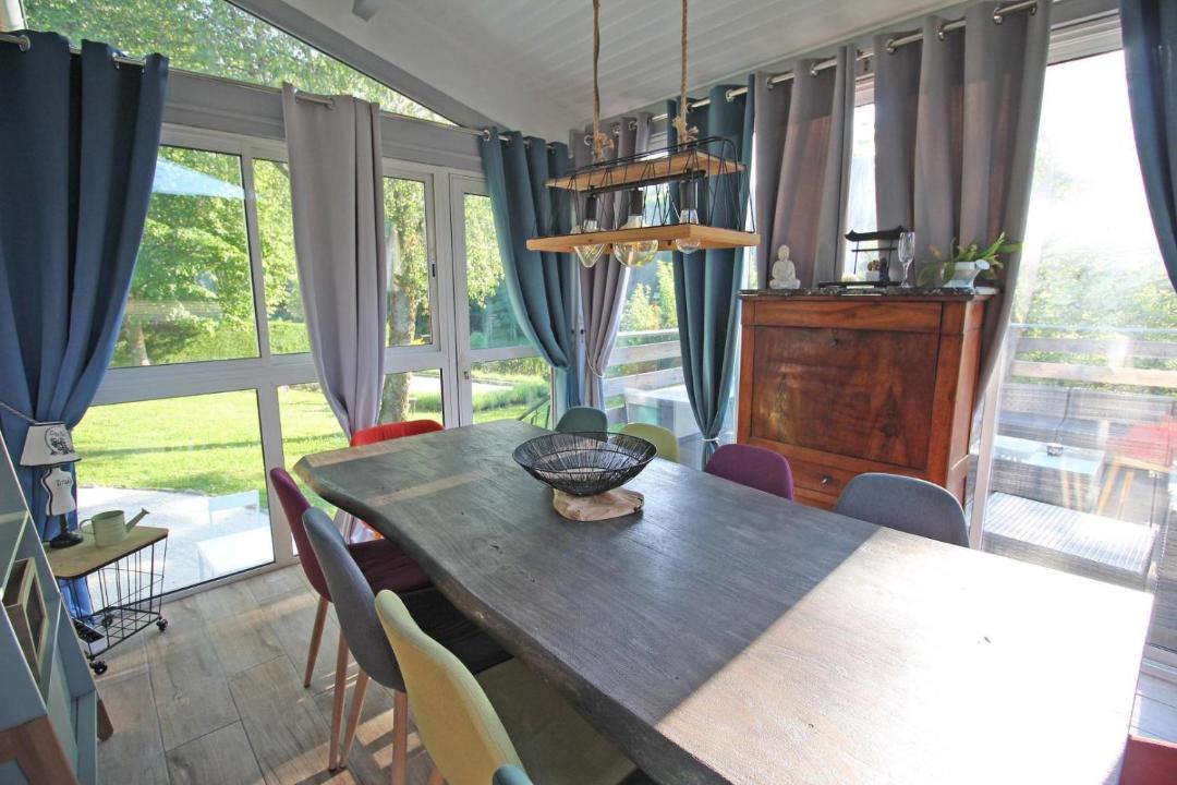 Photo of Others in Auphelle