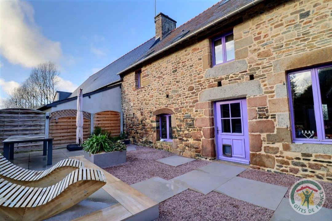 Photo of Buildings in Pleine-Fougeres