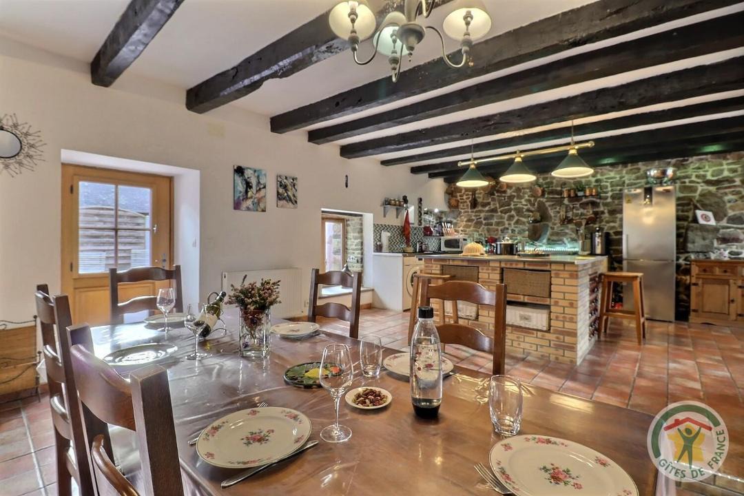 Photo of Livingroom in Pleine-Fougeres