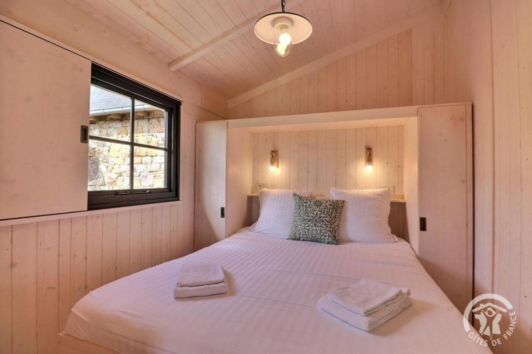 Photo of Bedroom in Mezieres-sur-Couesnon