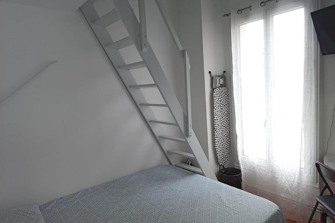 Photo of Bedroom in Cachan