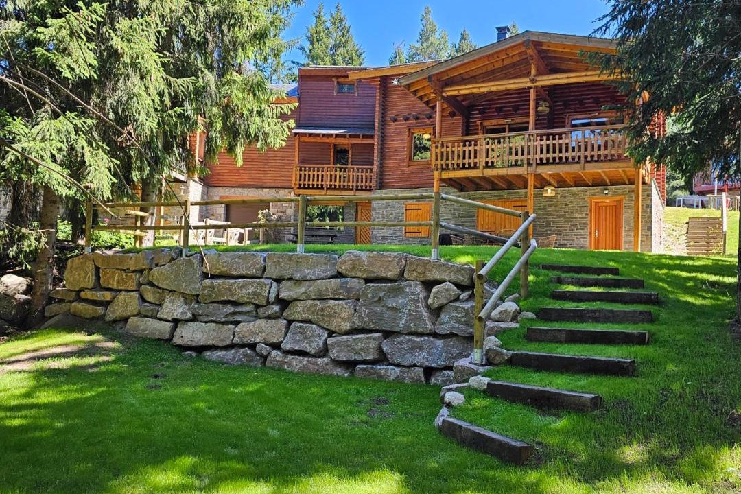 Photo of Others in Pyrenees 2000