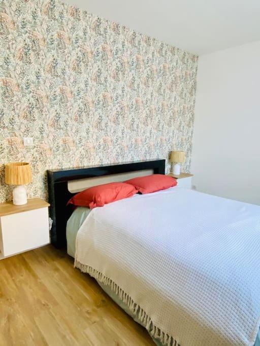 Photo of Bedroom in Cholet
