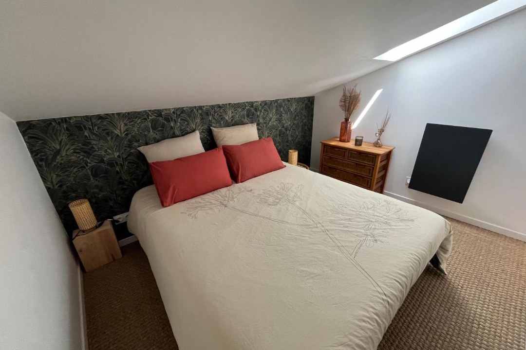 Photo of Bedroom in Saint-Michel-de-Fronsac