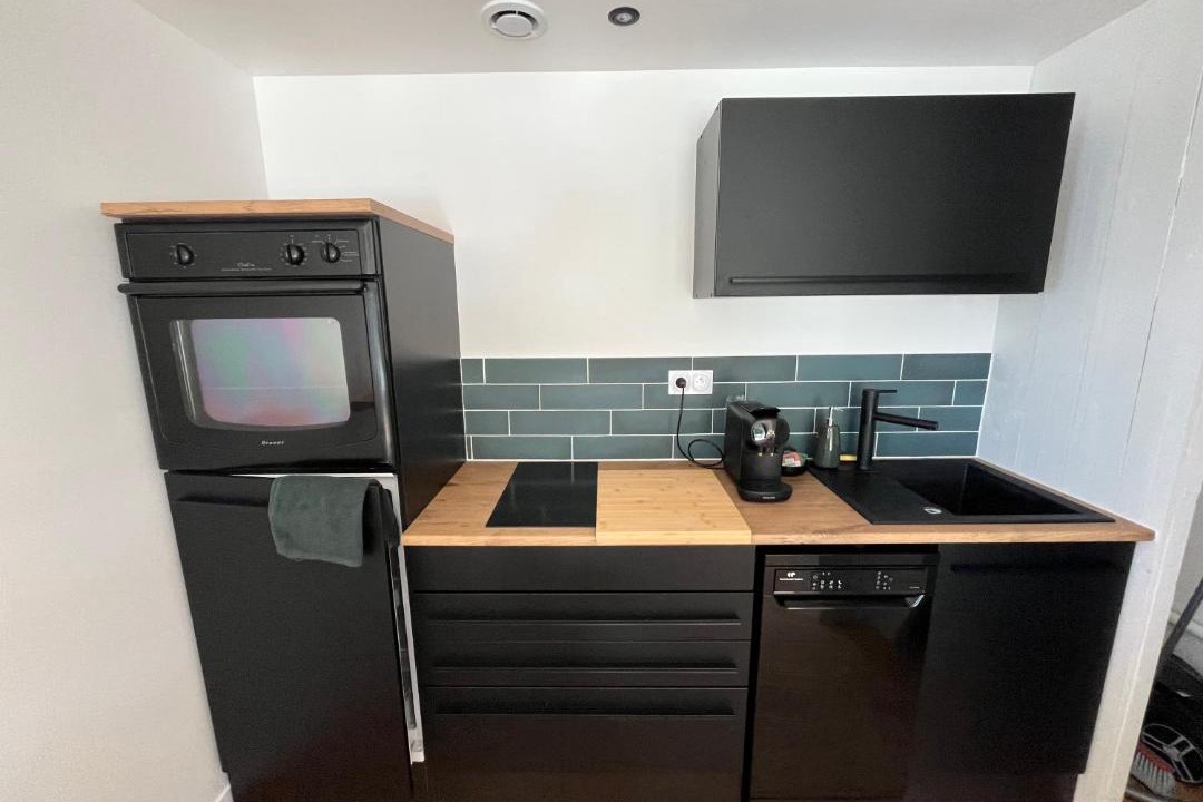 Photo of Kitchen in Saint-Michel-de-Fronsac