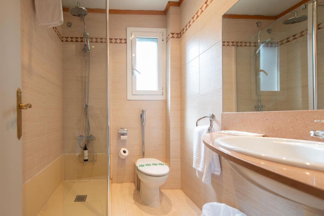 Photo of Bathroom in Sort