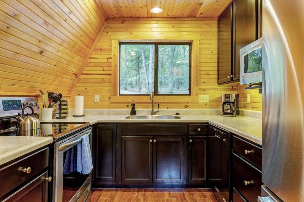 Photo of Kitchen in Wright City