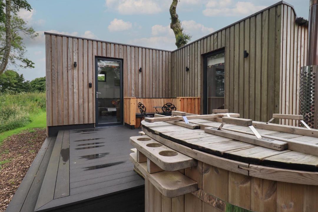 Photo of Others in Hutton