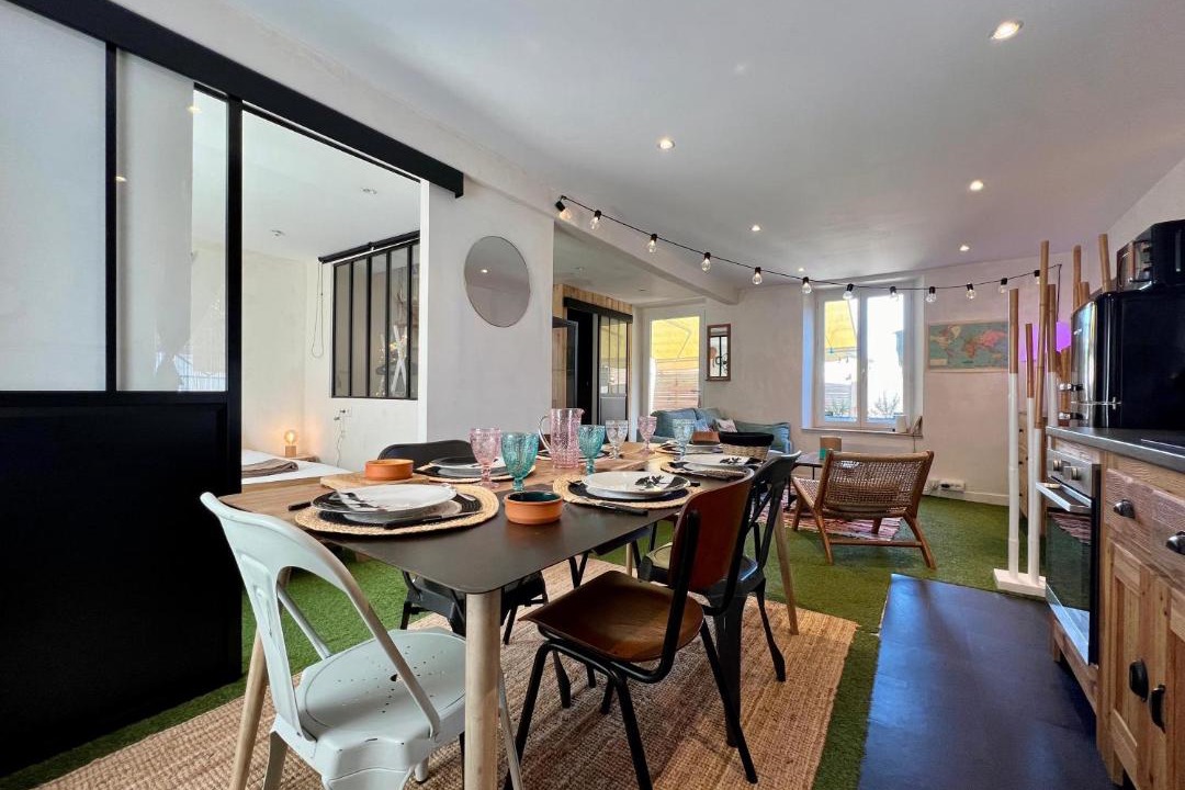 Photo of Livingroom in Moret-Loing-et-Orvanne