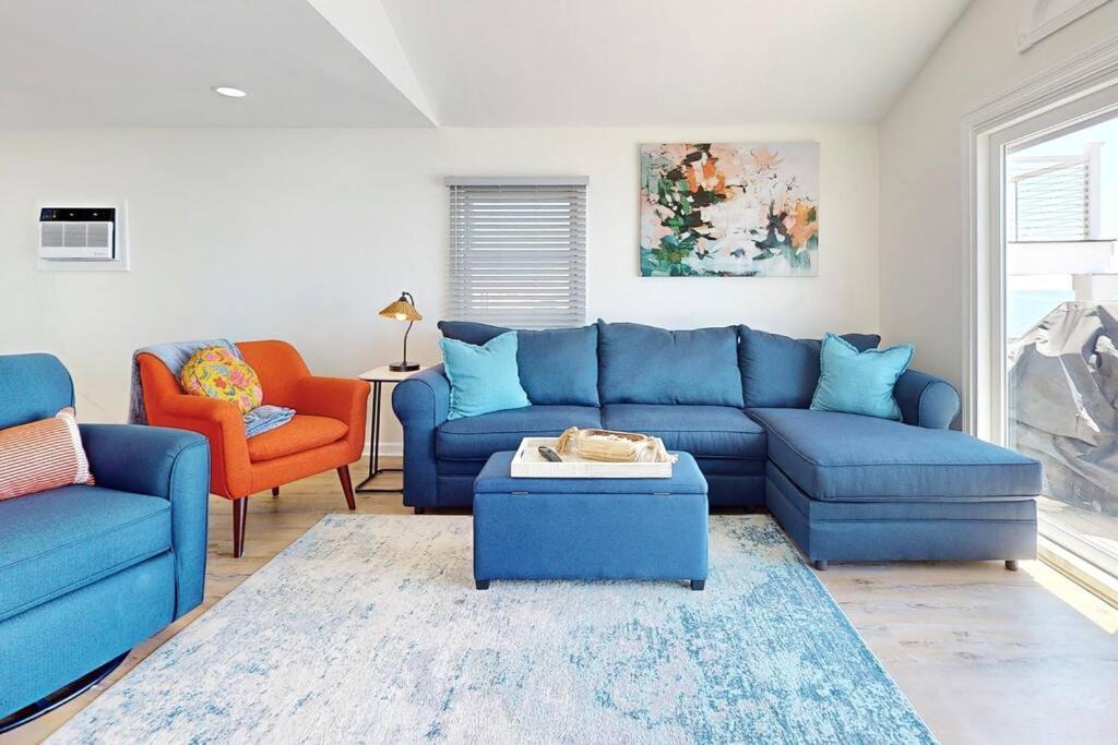 Photo of Livingroom in Milford