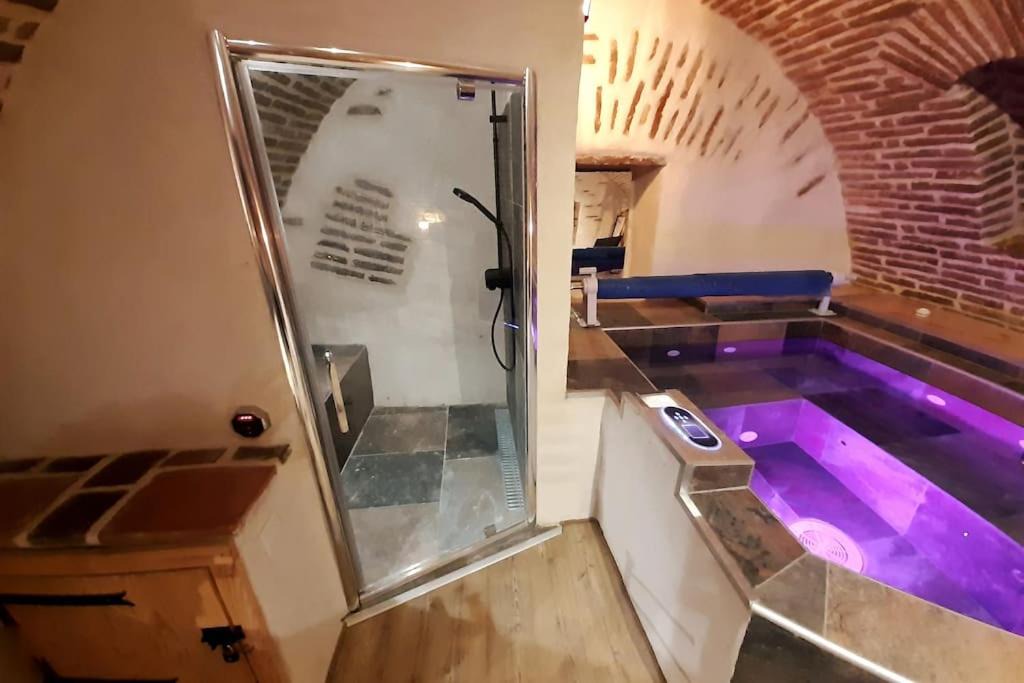 Photo of Bathroom in Albi