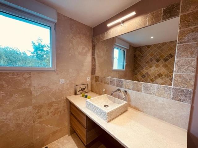 Photo of Bathroom in Ver-sur-Mer