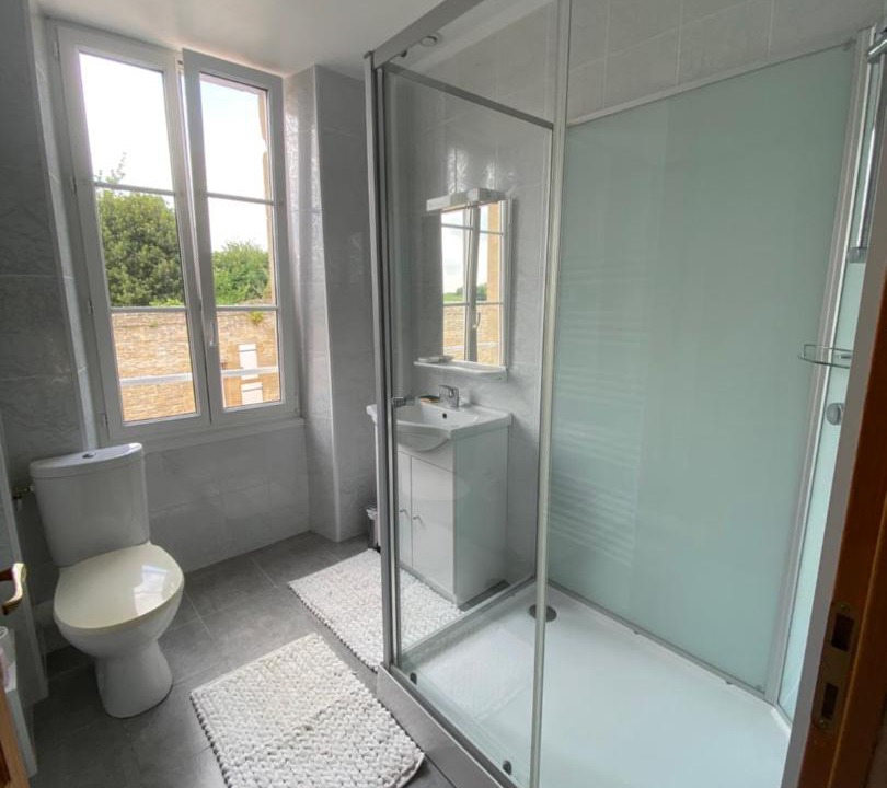 Photo of Bathroom in Banville