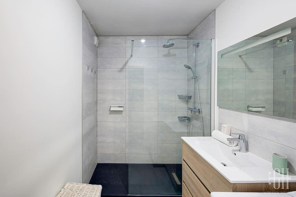 Photo of Bathroom in Tours