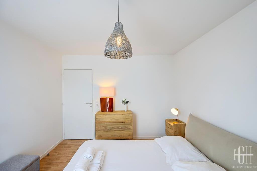 Photo of Bedroom in Tours